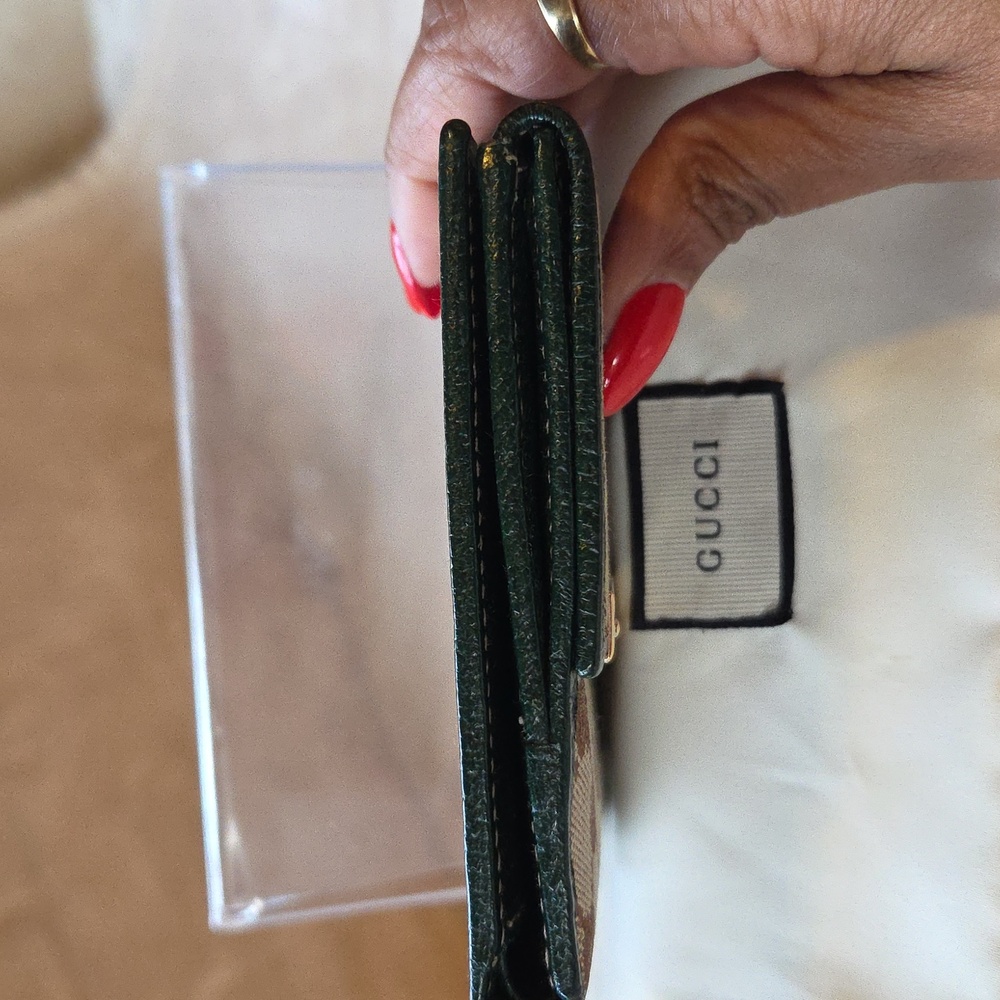 Gucci Beige and Brown GG Monogram Wallet - Picture 6 of 6